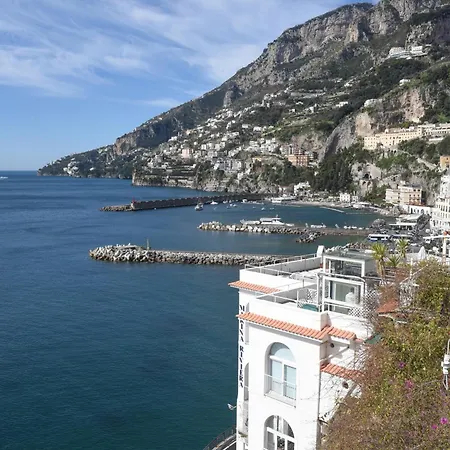 Hébergement de vacances Saracena House *